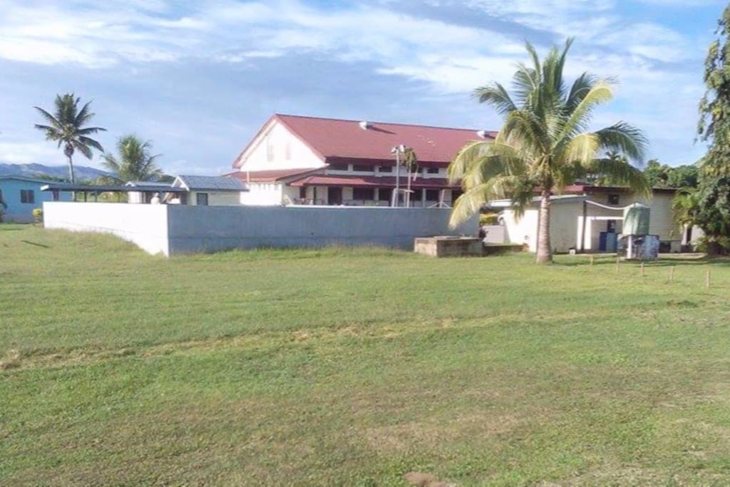 Outer grounds