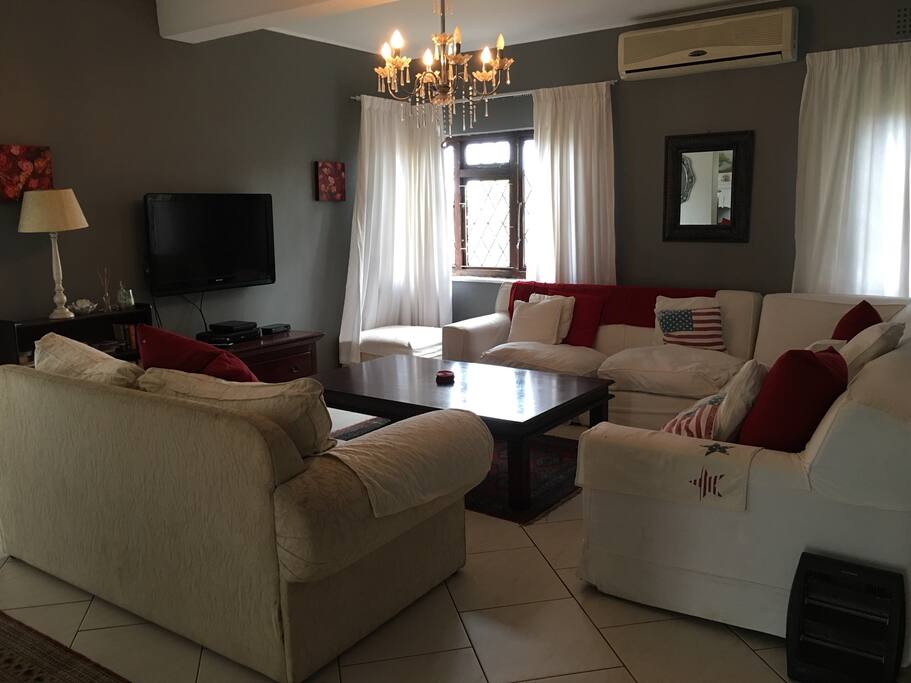 Entertainment lounge, flatscreen high definition satellite television