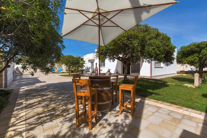 Villa Il Fenicottero Salentino by BarbarHouse gallery image 2