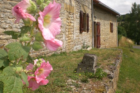 Maison champêtre dans un ancien corps de ferme
