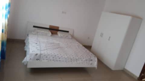 Maison à louer à 400 m de la route de prince ssos