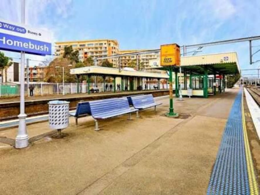 Homebush Train Station