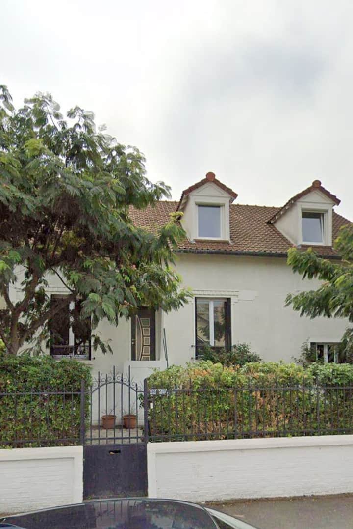 Entire home in Sevran