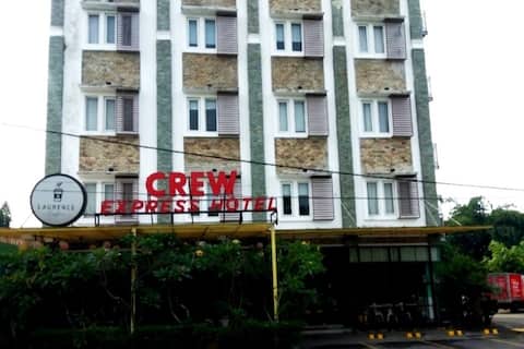 Crew Express Hotel