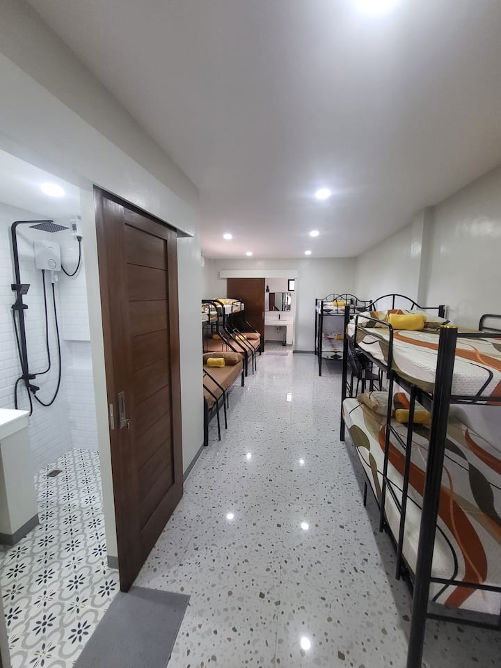 The other room at The Tee House. This has a handicap-friendly restroom. Each of the 2 rooms  have 2 toilet/bath each.