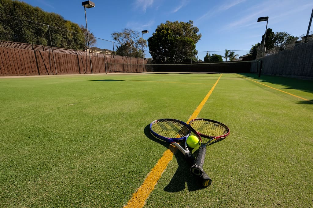 Whitesbeach Property - tennis court