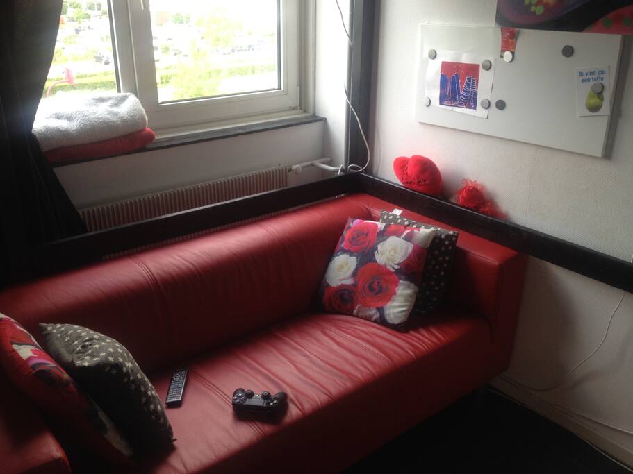 second bedroom