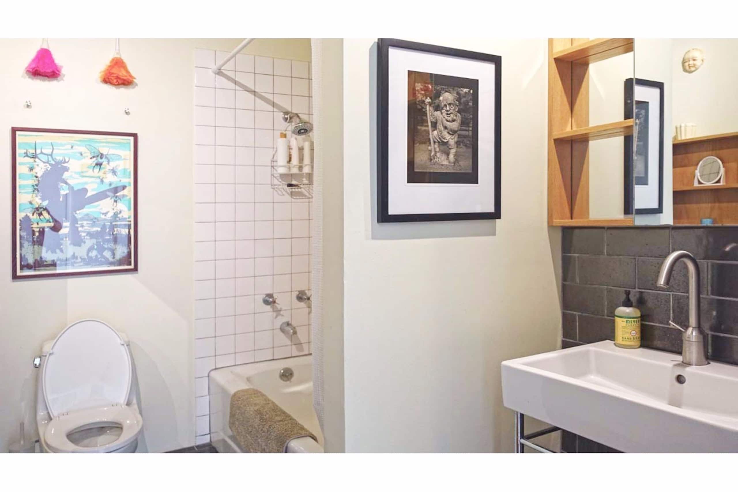 Private Light-filled Suite in Artist Loft - Image 15
