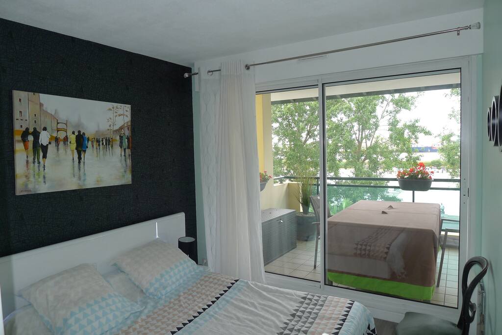 Chambre accès terrasse