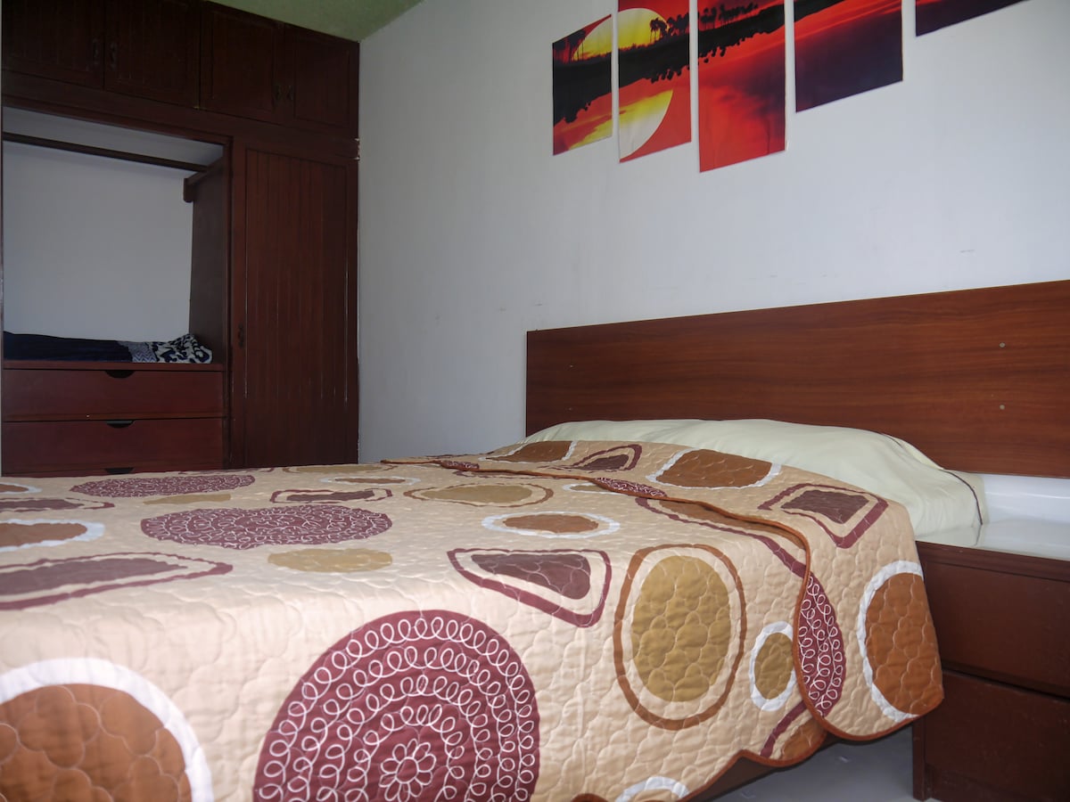 5ta habitacion con cama matrimonial