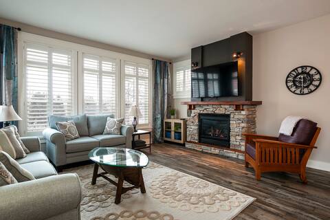 The Rustic Retreat - Walk to Blue Mountain Village