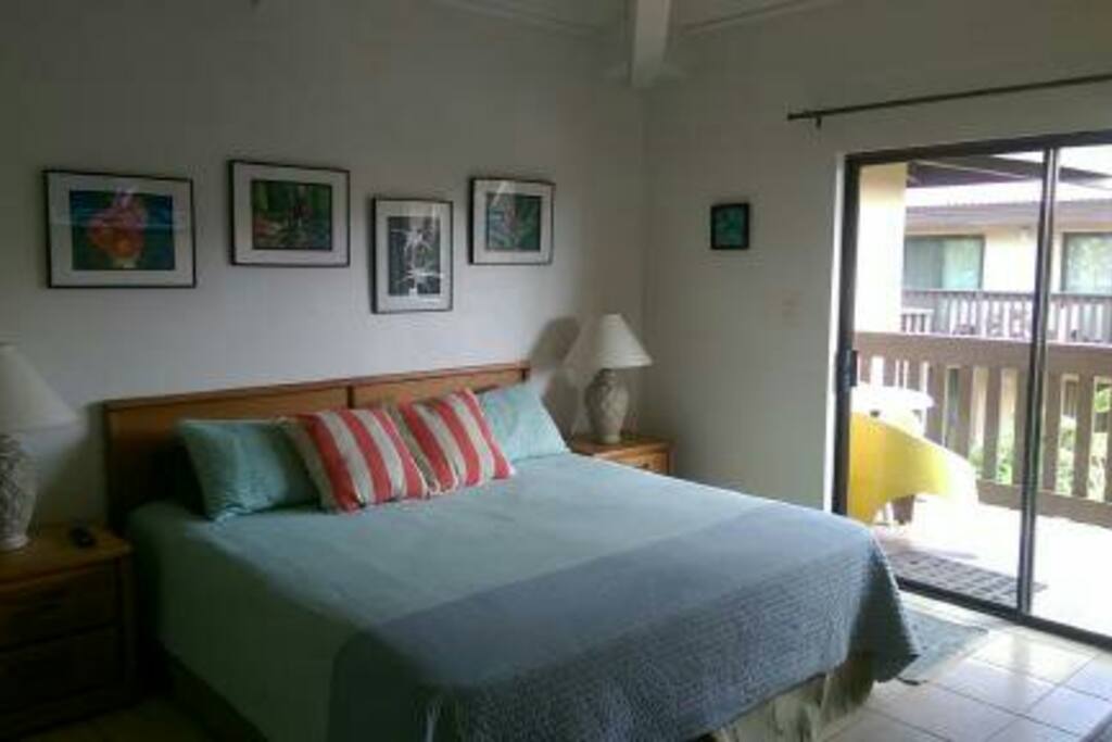 King Size Bed with Balcony access!