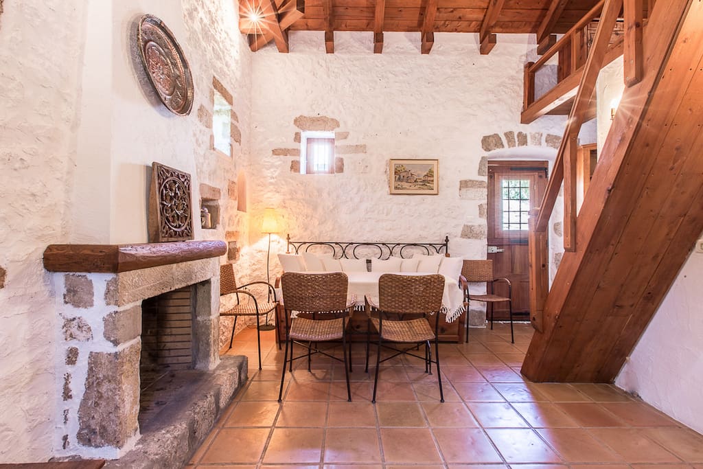 Living Area (Elia Cottage)