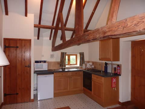 Foxwhelp, Cosy one bed accommodation in Wye Valley