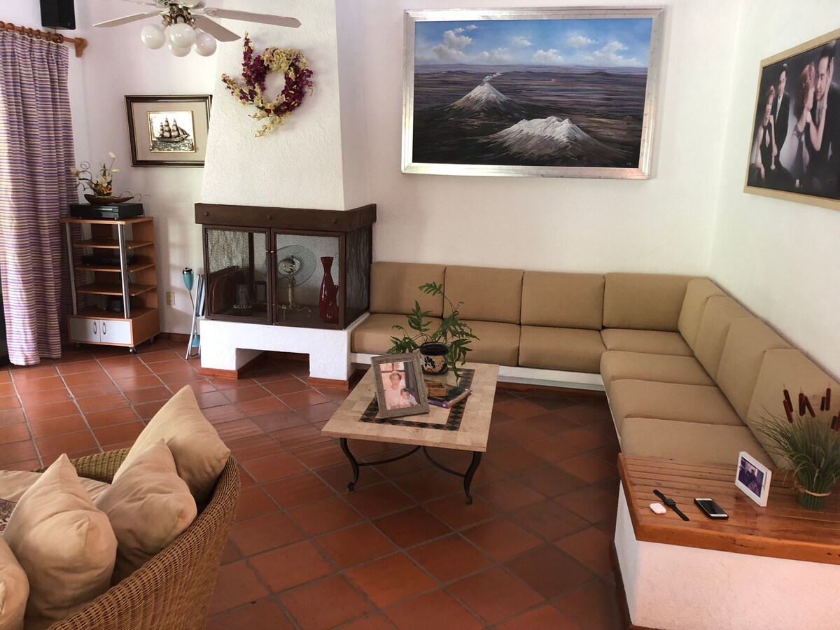 Popular Airbnb listing: Ideal residence for families (includes cleaning) in Yautepec De Zaragoza