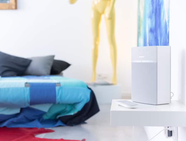 Top of the line Bose Sound Touch internet Radio with Spotify and bluetooth options to feature your musical arrangements.

This is Kiels Luxury Apartment - Location is key 1 Minute walk to Sparkassen Arena, Restaurants, shops, Services, Sophienhof, Mainstation, Harbour - 1.1 Km to Oslo Kay and local farmers market. Enquire today...