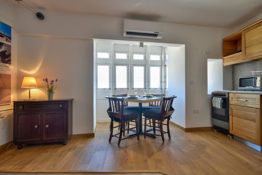 Kitchen area