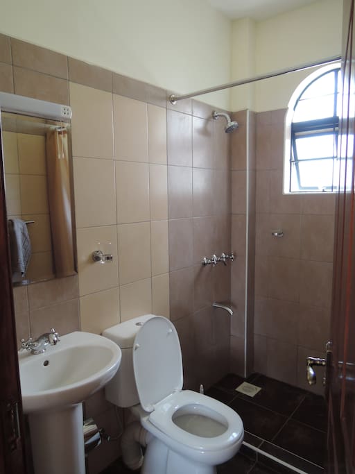ensuite room