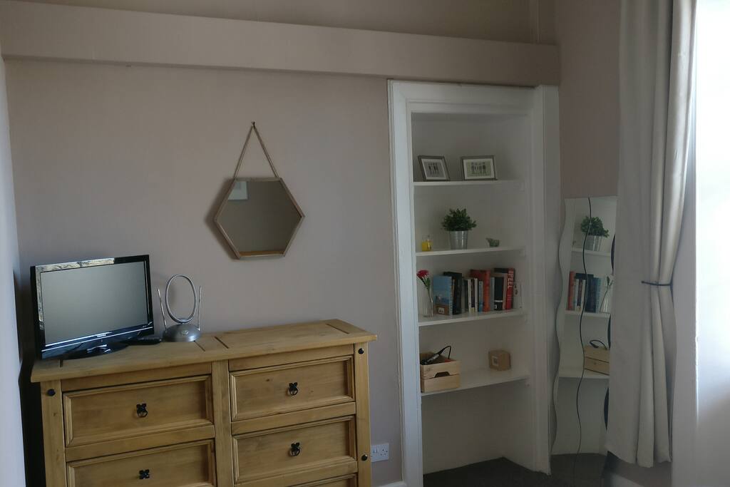Private bedroom