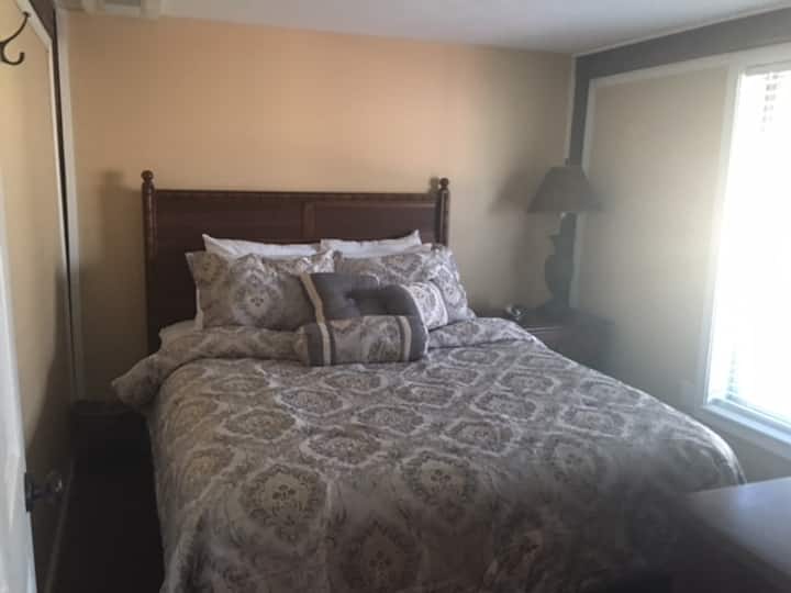 Dhomë gjumi 4- Queen