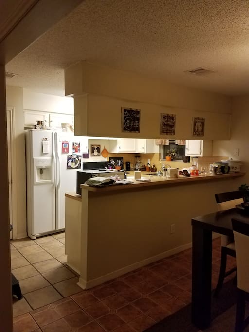 kitchen w/dishwasher