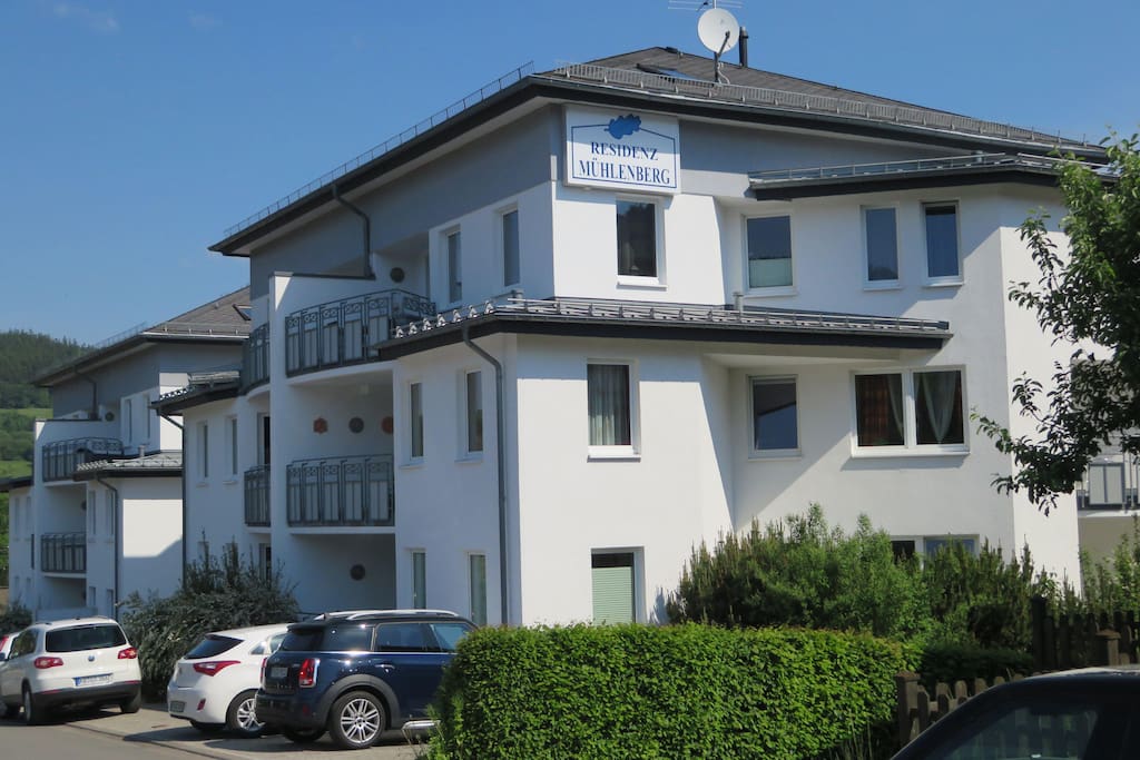 Residenz Mühlenberg (Bergseite)