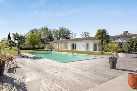 Villa in Saint-Germain-d'Esteuil