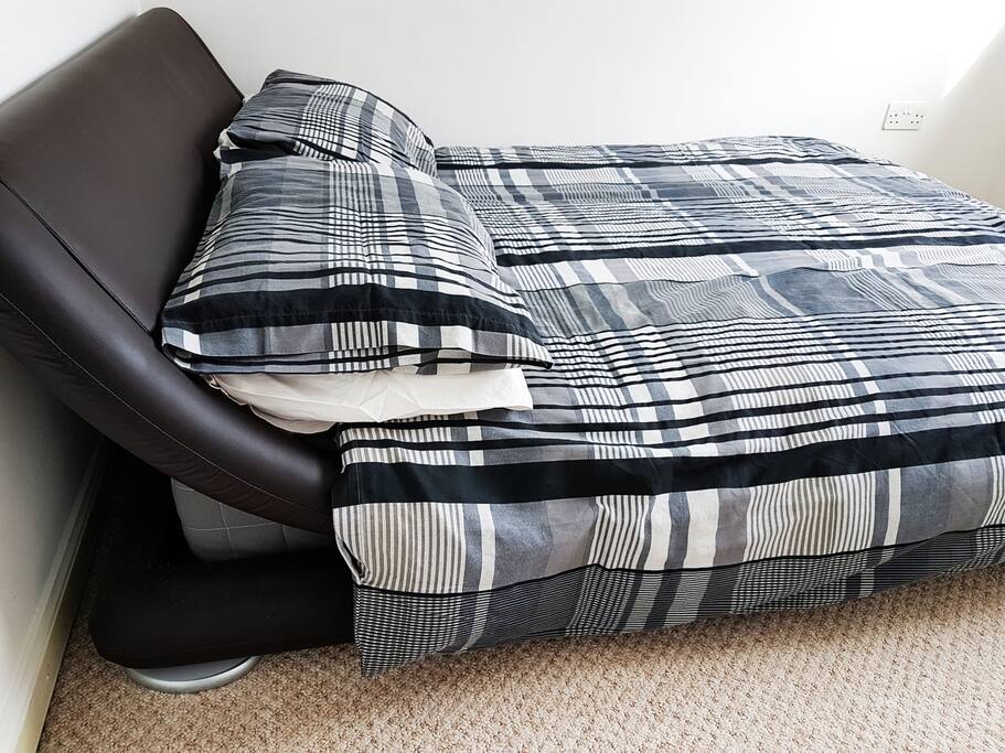 One small double bedroom for one to two guests priced at £35 per night.
