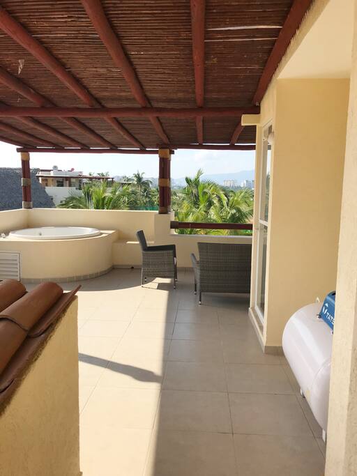 Jacuzzi / Sala