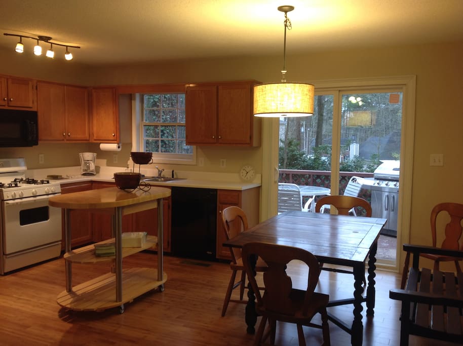 Open dining area.