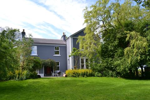 Fabulous, sunny spacious family period home