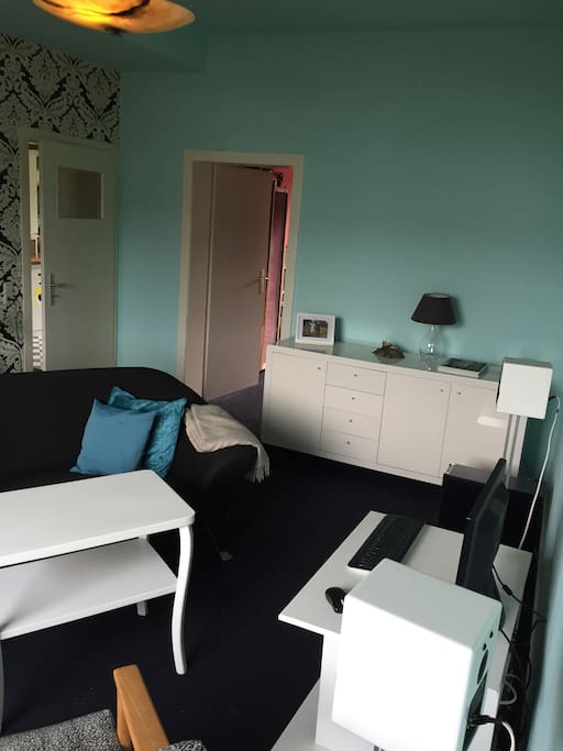 Wohnzimmer mit PC