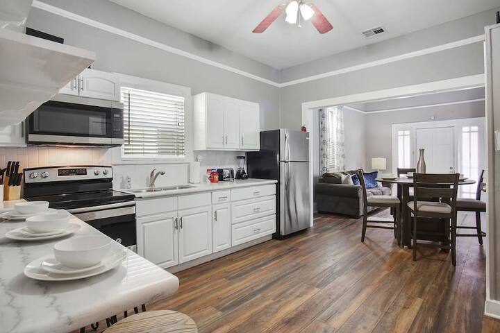 *45% OFF*Perfect Modern/Uptown NOLA Getaway! gallery image 5