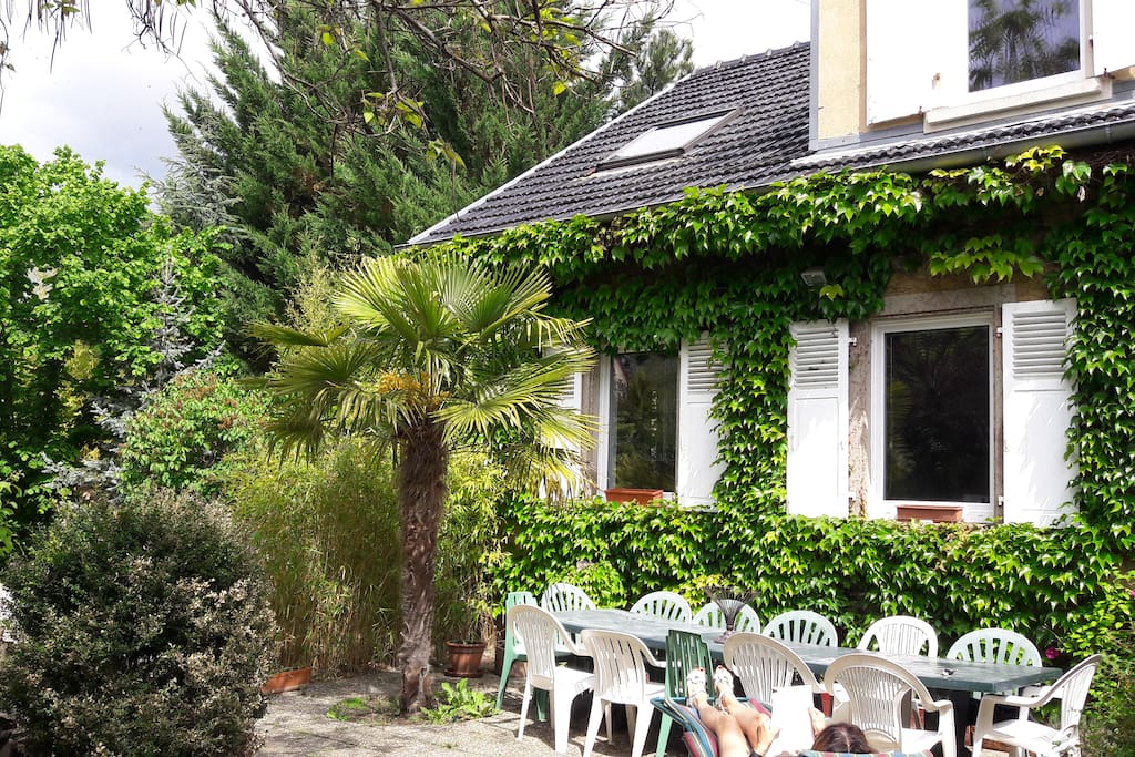 La terrasse ( une partie )
