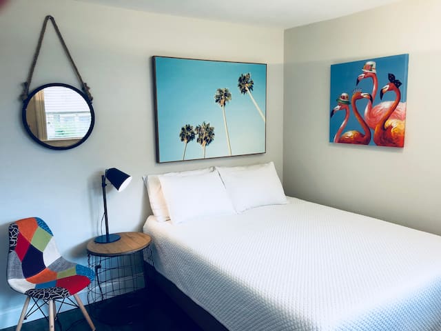 Tampa Heights Getaway! 
Near Downtown & Riverwalk.