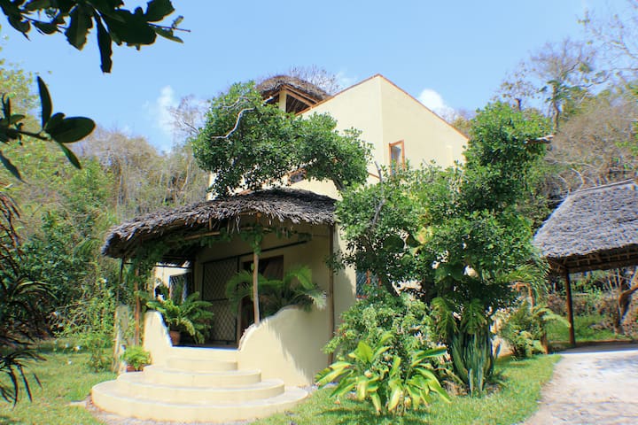Dabaso Cottage