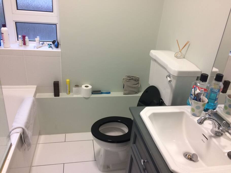 Main bathroom