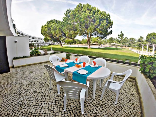 The Lake House - Soltróia