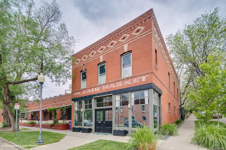 Working Art Studio In The Heart Of Denver Villas For Rent In Denver Colorado United States