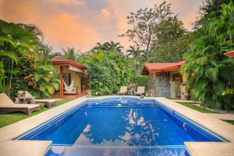 VILLA #2 SANTA TERESA STEPS TO THE BEACH