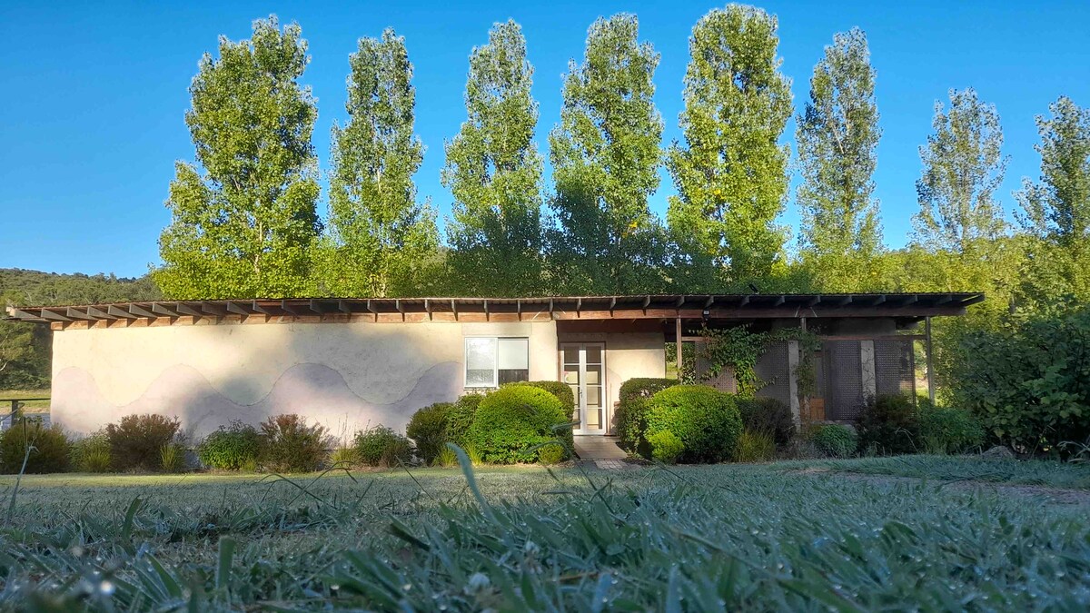 Airbnb performant: Earth Mud Straw à Melbourne