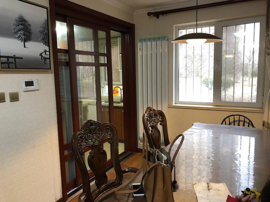 饭厅 dining room