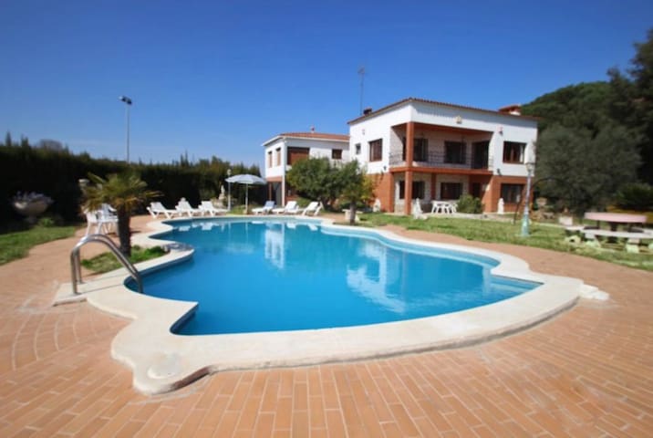 Club Villamar – Las Farolas gallery image 2