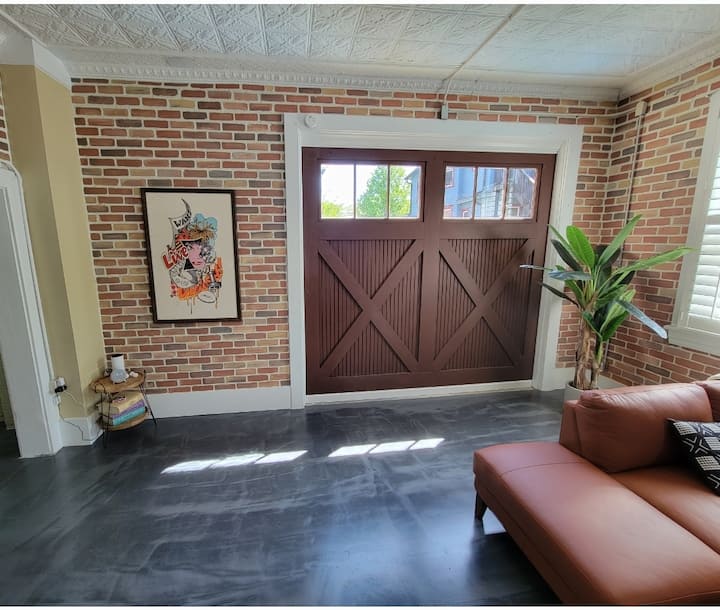 The Carriage House - Roanoke, VA