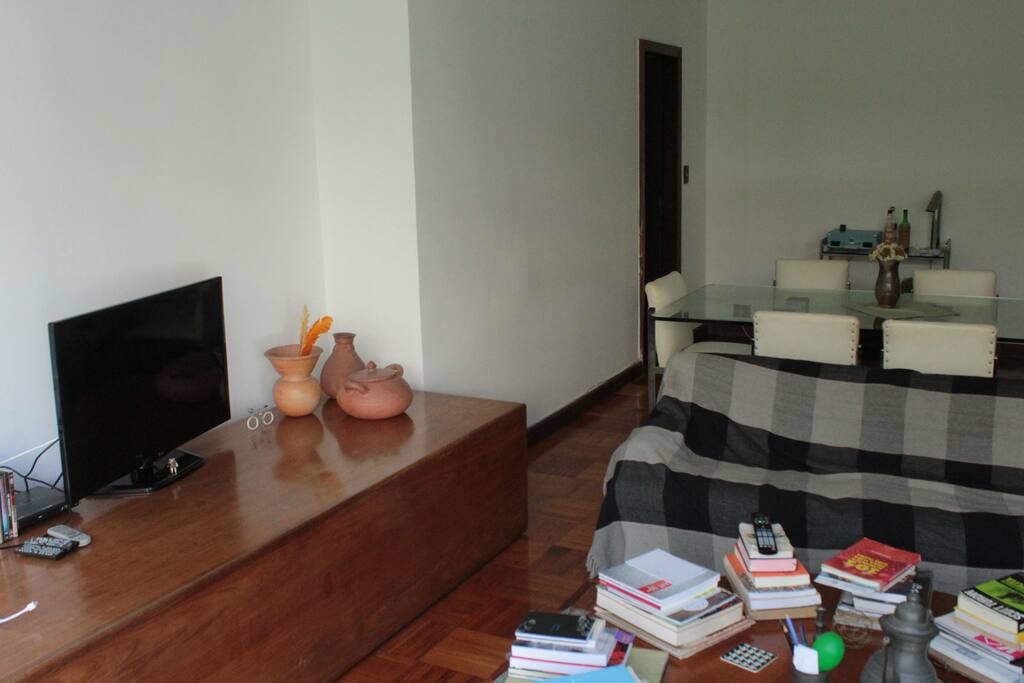 Led TV.