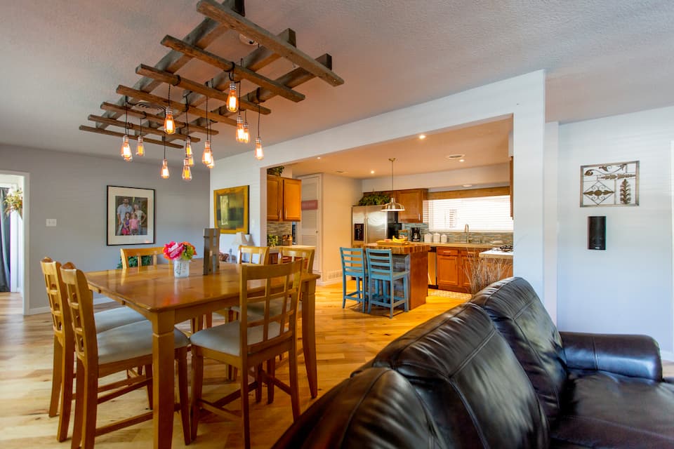 25+ Dreamy Airbnb Arlington, Texas Vacation Rentals 64 Image of Airbnb rental in Arlington, Texas