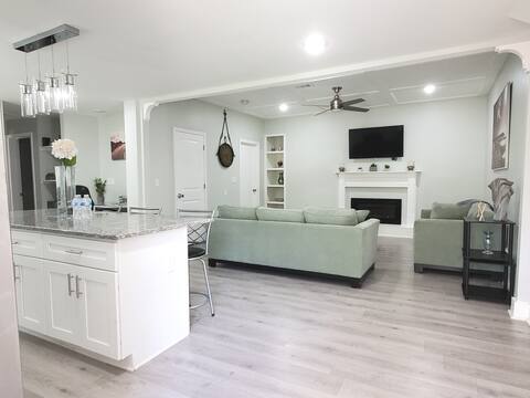 The GA Escape- Basement Apartment