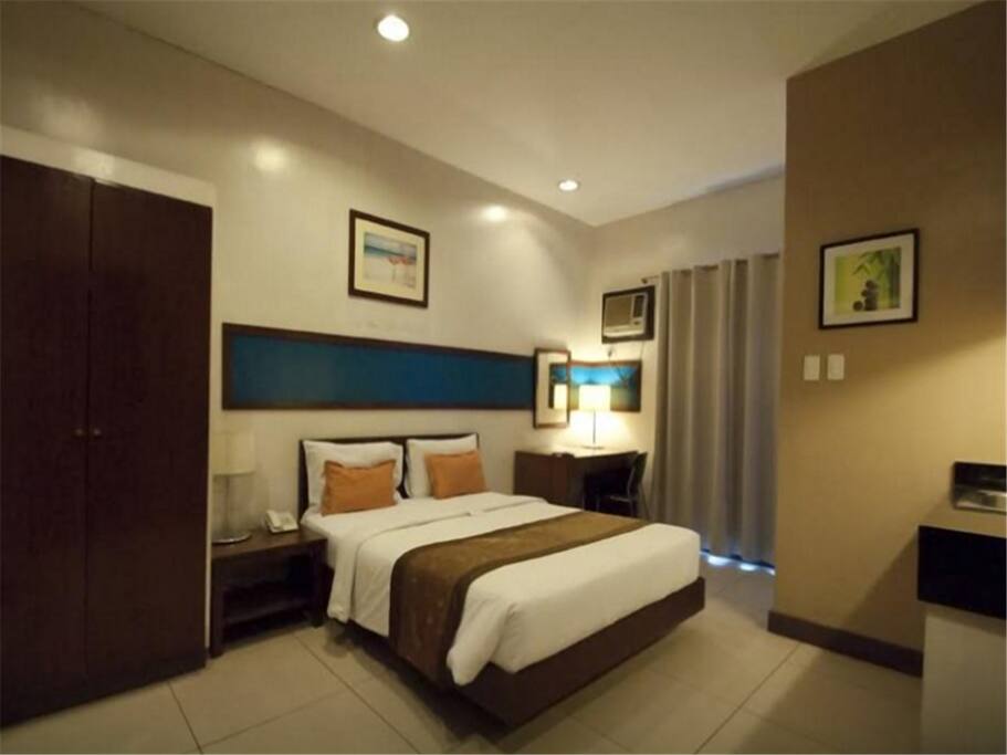One-Bedroom Suite
