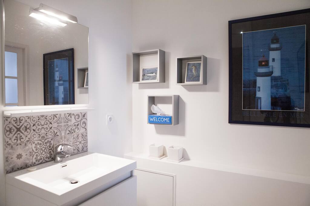 Salle d'eau neuve