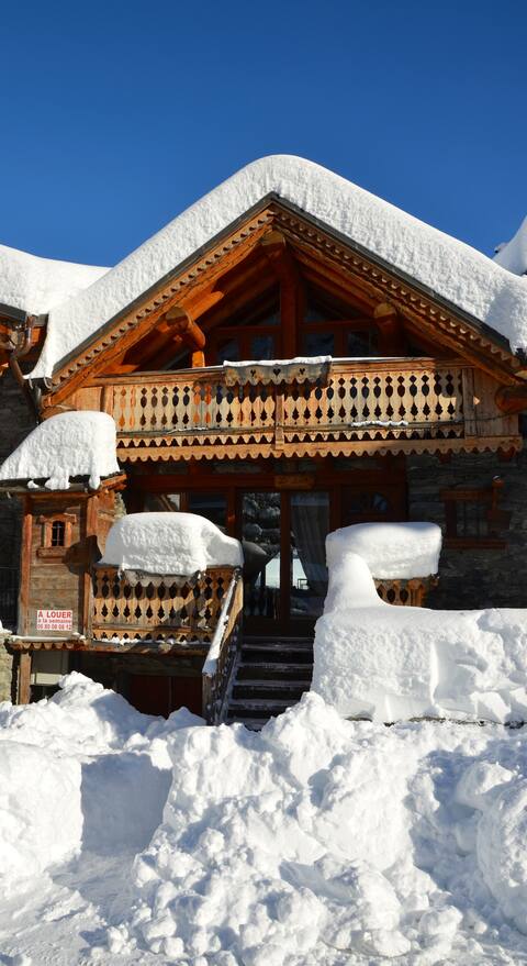 Chalet at the foot of the slopes / Villaroger Les Arcs